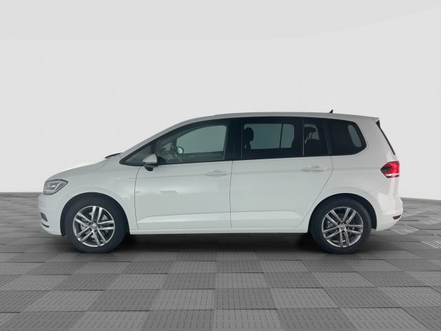 VOLKSWAGEN Touran usata 1