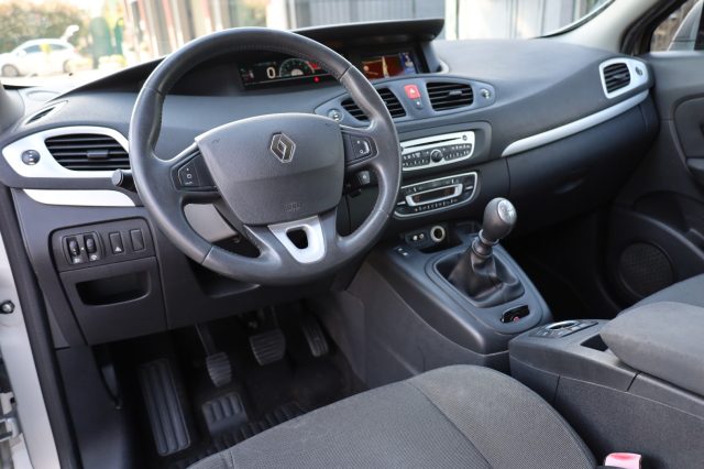 RENAULT Scenic usata, con Servosterzo