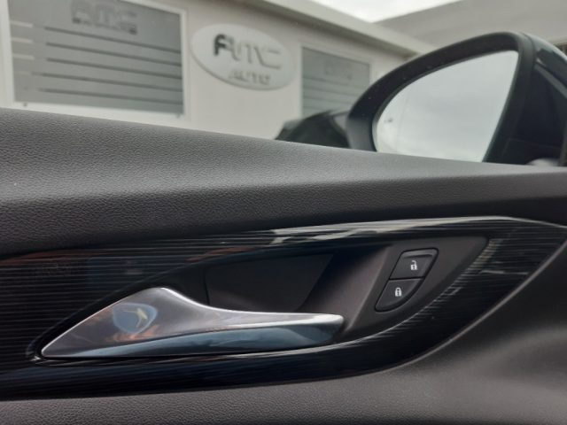 OPEL Insignia usata, con Vetri oscurati
