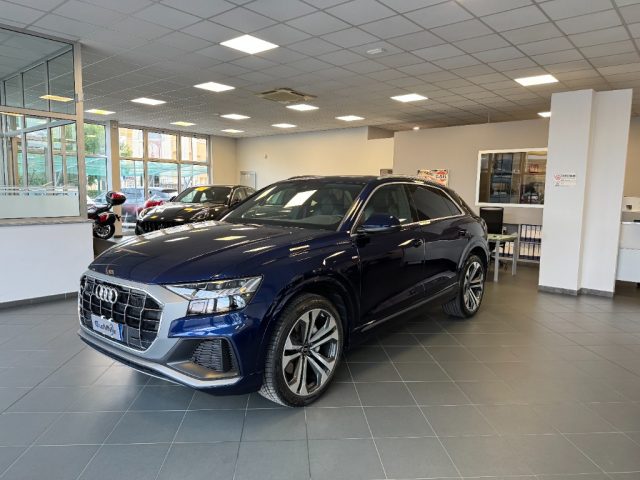 AUDI Q8 usata, con Autoradio