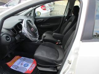 FIAT Punto usata, con Autoradio