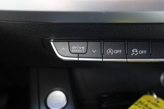 AUDI A4 usata, con Luci diurne