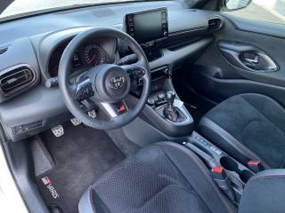 TOYOTA Yaris usata, con Vetri oscurati