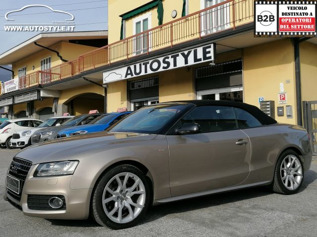 AUDI A5 usata, con Park Distance Control