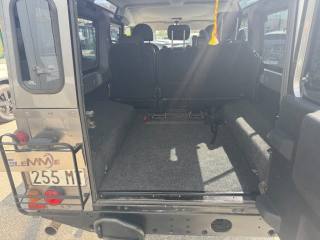 LAND ROVER Defender usata, con Trazione integrale