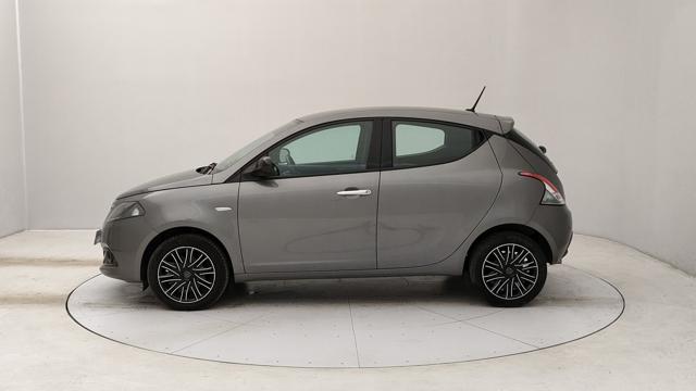 LANCIA Ypsilon usata, con Airbag