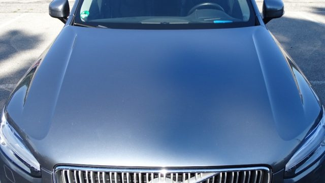 VOLVO XC90 usata, con Sensori di parcheggio posteriori