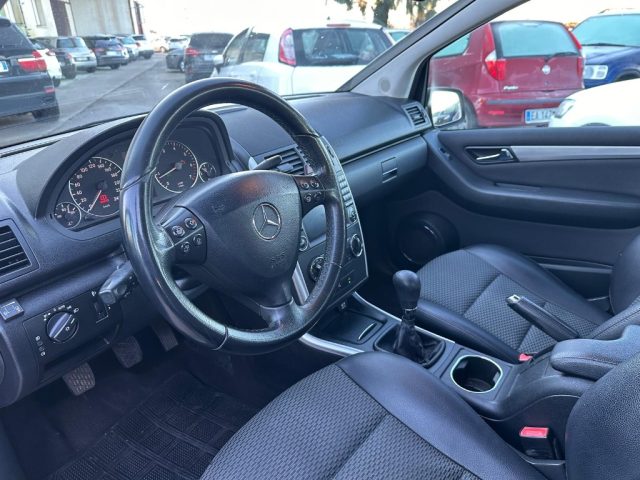 MERCEDES-BENZ A 160 usata, con Alzacristalli elettrici