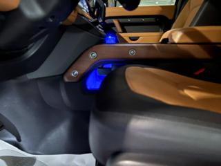 LAND ROVER Defender usata, con Sospensioni pneumatiche