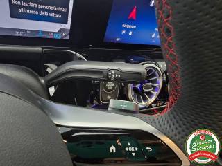 MERCEDES-BENZ GLA 200 usata, con Regolazione elettrica sedili