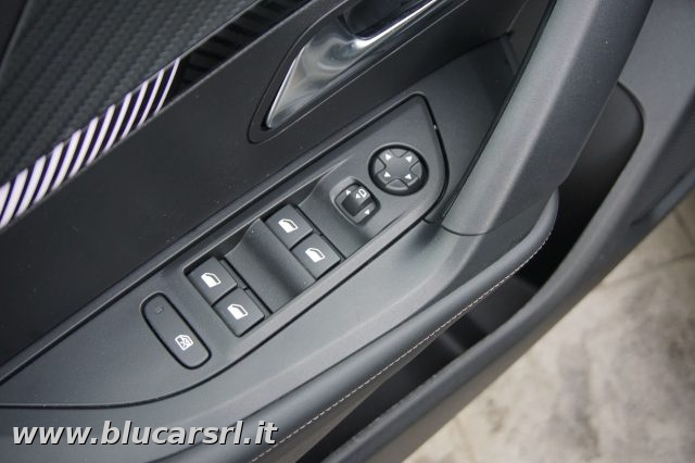 PEUGEOT 2008 usata 23