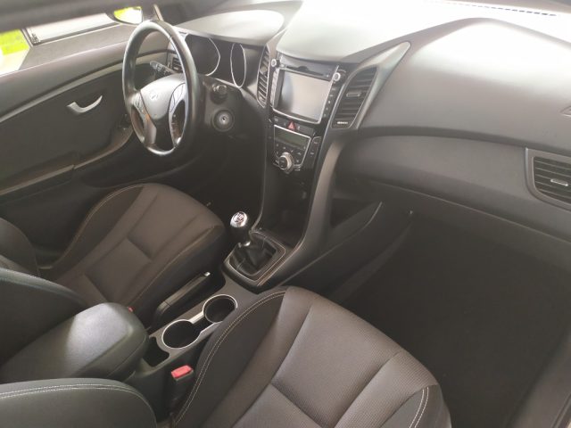 HYUNDAI i30 usata, con Cerchi in lega