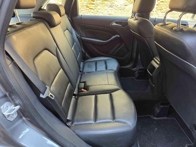 MERCEDES-BENZ B 180 usata, con Climatizzatore