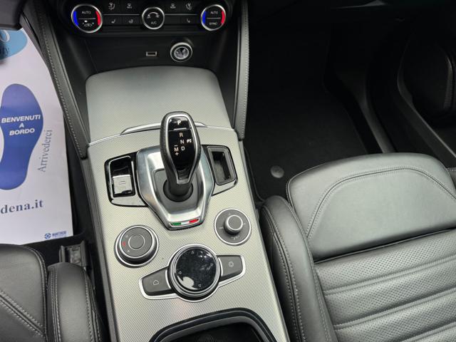 ALFA ROMEO Stelvio usata, con Controllo automatico clima