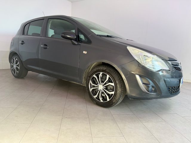 OPEL Corsa usata 2