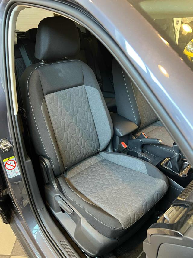 VOLKSWAGEN T-Cross usata, con ESP