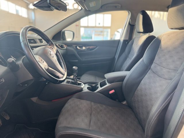 NISSAN Qashqai usata, con Climatizzatore
