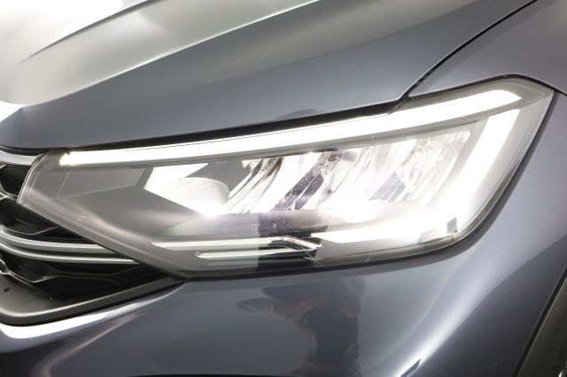 VOLKSWAGEN Taigo usata 8