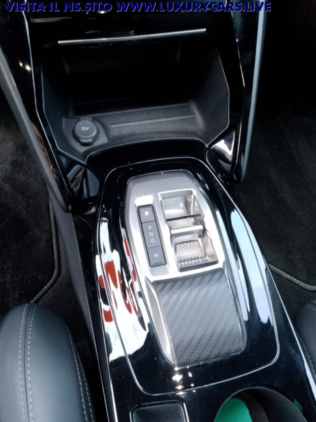 PEUGEOT 2008 usata, con Fari LED