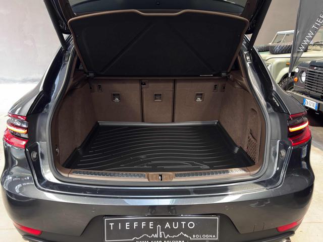 PORSCHE Macan usata, con Luci diurne LED