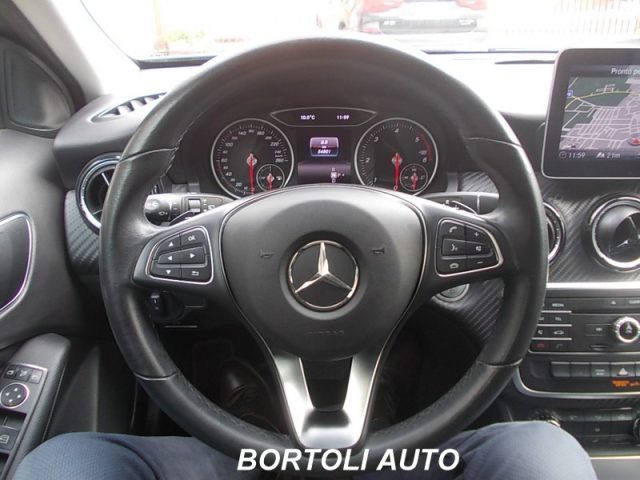 MERCEDES-BENZ GLA 200 usata, con Controllo trazione