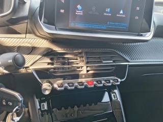 PEUGEOT 208 usata, con Controllo automatico clima