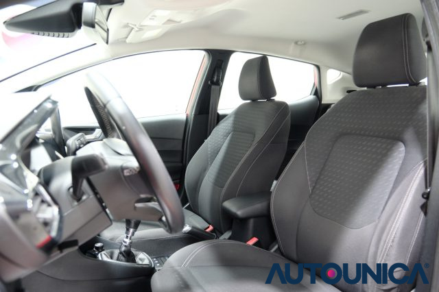 FORD Fiesta usata, con Autoradio