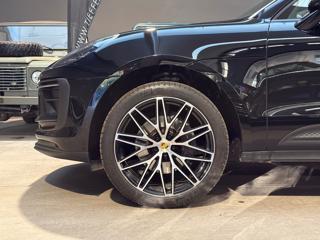 PORSCHE Macan usata, con Fari LED