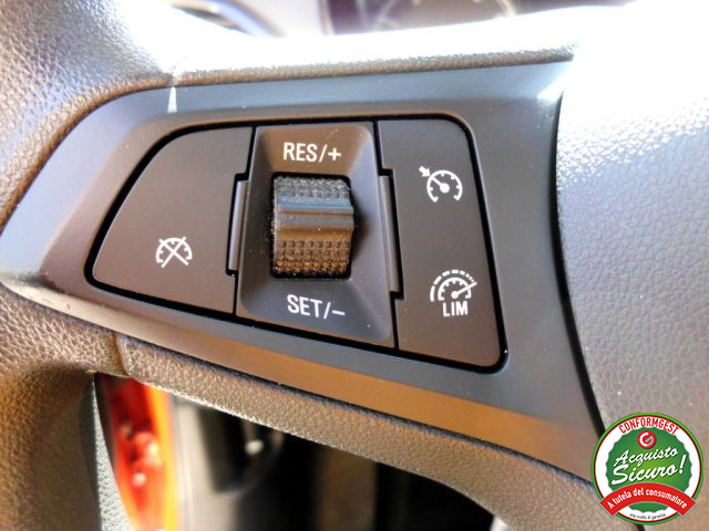 OPEL Karl usata, con Volante multifunzione