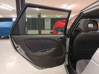 TOYOTA Avensis usata 32