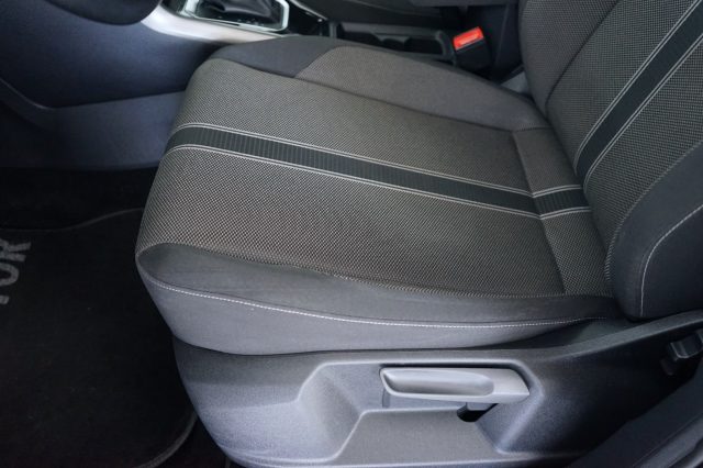 VOLKSWAGEN T-Roc usata, con Sensori di parcheggio posteriori