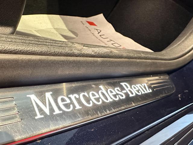 MERCEDES-BENZ C 220 usata, con Lettore CD