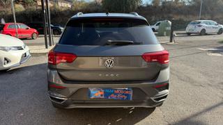 VOLKSWAGEN T-Roc usata, con Autoradio