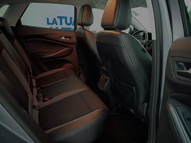 OPEL Grandland X usata, con Specchietti laterali elettrici