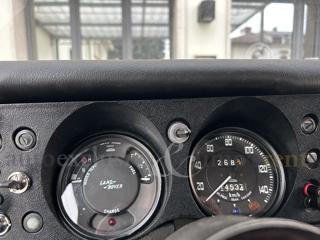 LAND ROVER Defender usata 7
