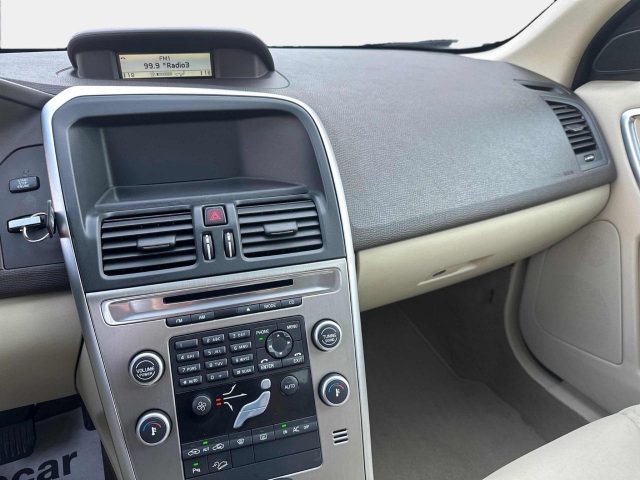 VOLVO XC60 usata, con Climatizzatore
