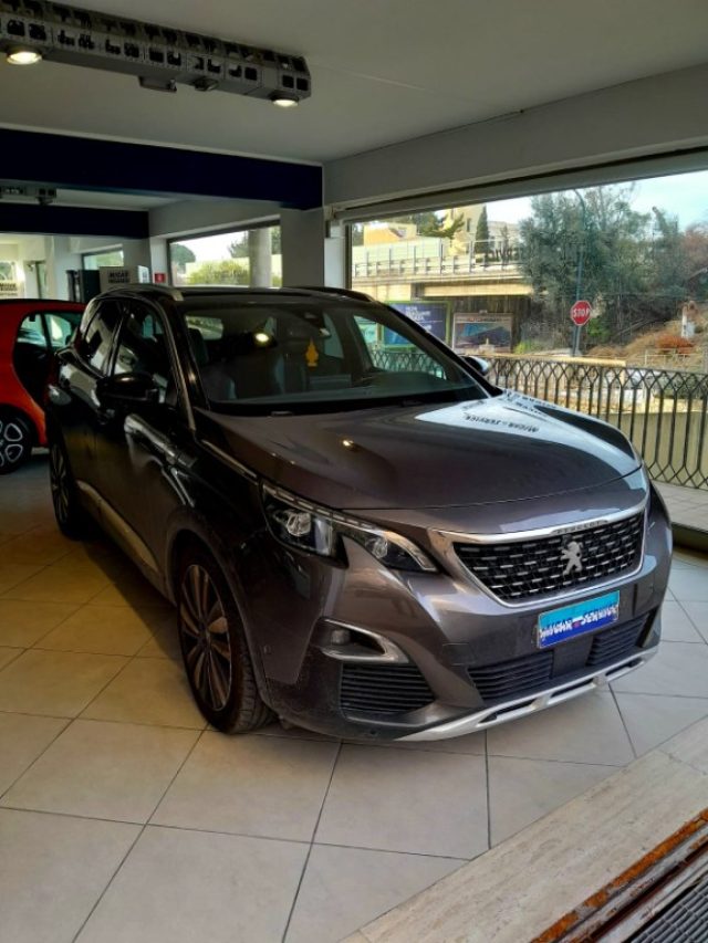 PEUGEOT 3008 usata, con Airbag