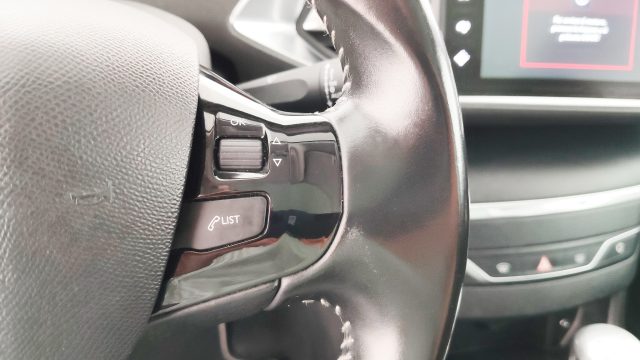 PEUGEOT 308 usata 43