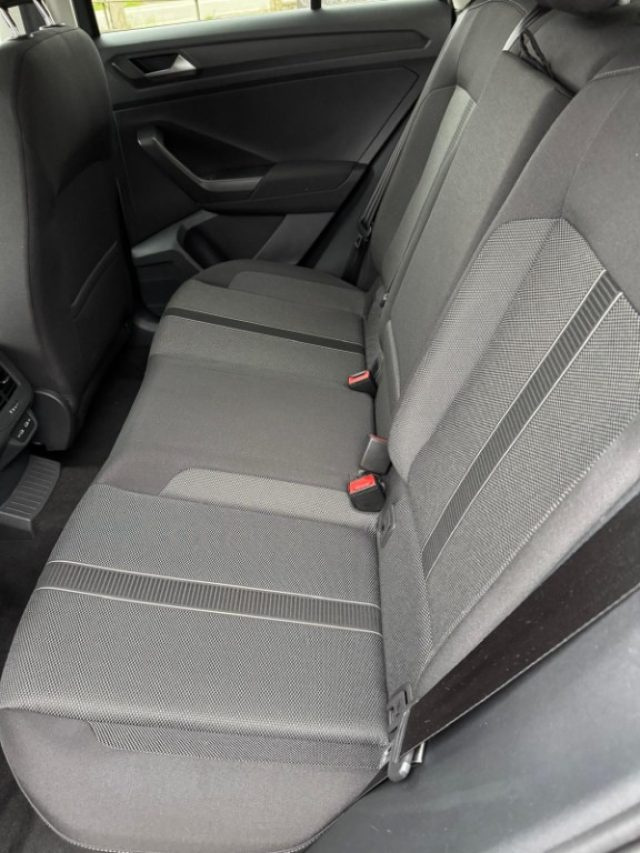 VOLKSWAGEN T-Roc usata, con ESP