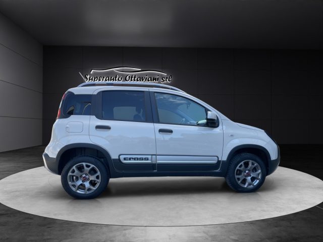 FIAT Panda Cross usata, con Cerchi in lega