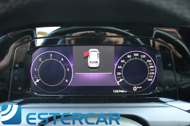 VOLKSWAGEN Golf usata, con Sistema di navigazione