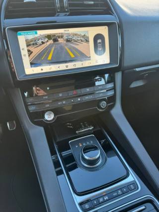 JAGUAR F-Pace usata, con ESP