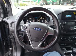 FORD Tourneo Courier usata, con Autoradio