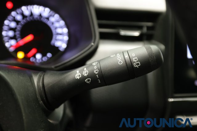 RENAULT Clio usata, con Autoradio digitale