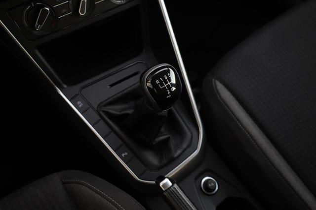 VOLKSWAGEN Taigo usata, con Volante in pelle