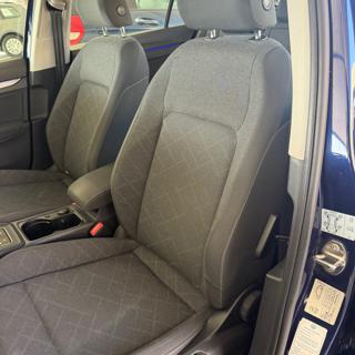 VOLKSWAGEN Golf usata, con Sedile posteriore sdoppiato