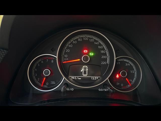 VOLKSWAGEN up! usata, con Climatizzatore
