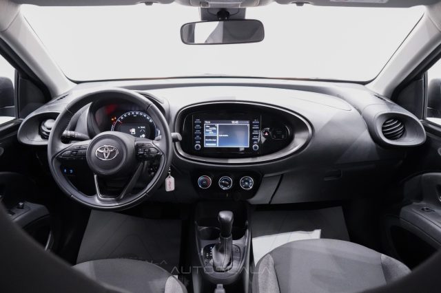 TOYOTA Aygo X usata, con Telecamera per parcheggio assistito