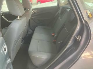 FORD Fiesta usata, con Autoradio