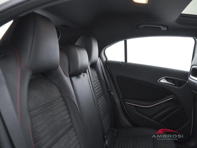 MERCEDES-BENZ A 180 usata 10